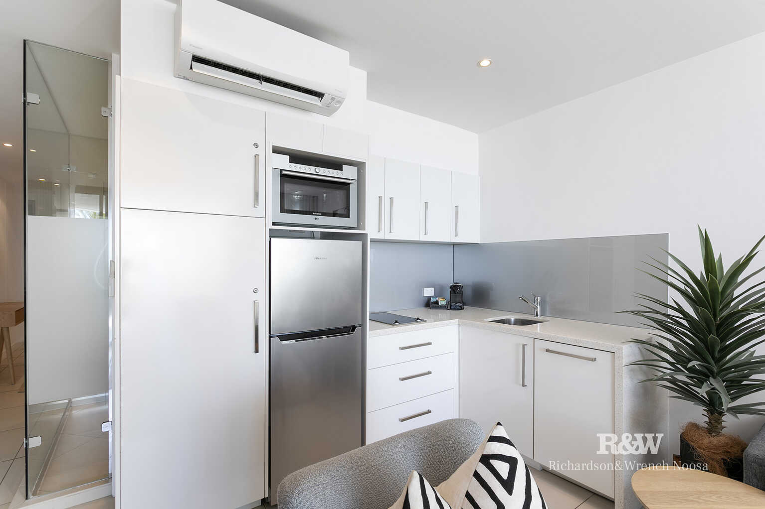 13/49 Hastings Street Noosa Heads 13/49 Hastings Street Noosa Heads