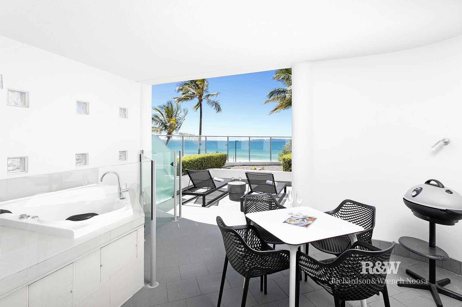 13/49 Hastings Street Noosa Heads 13/49 Hastings Street Noosa Heads