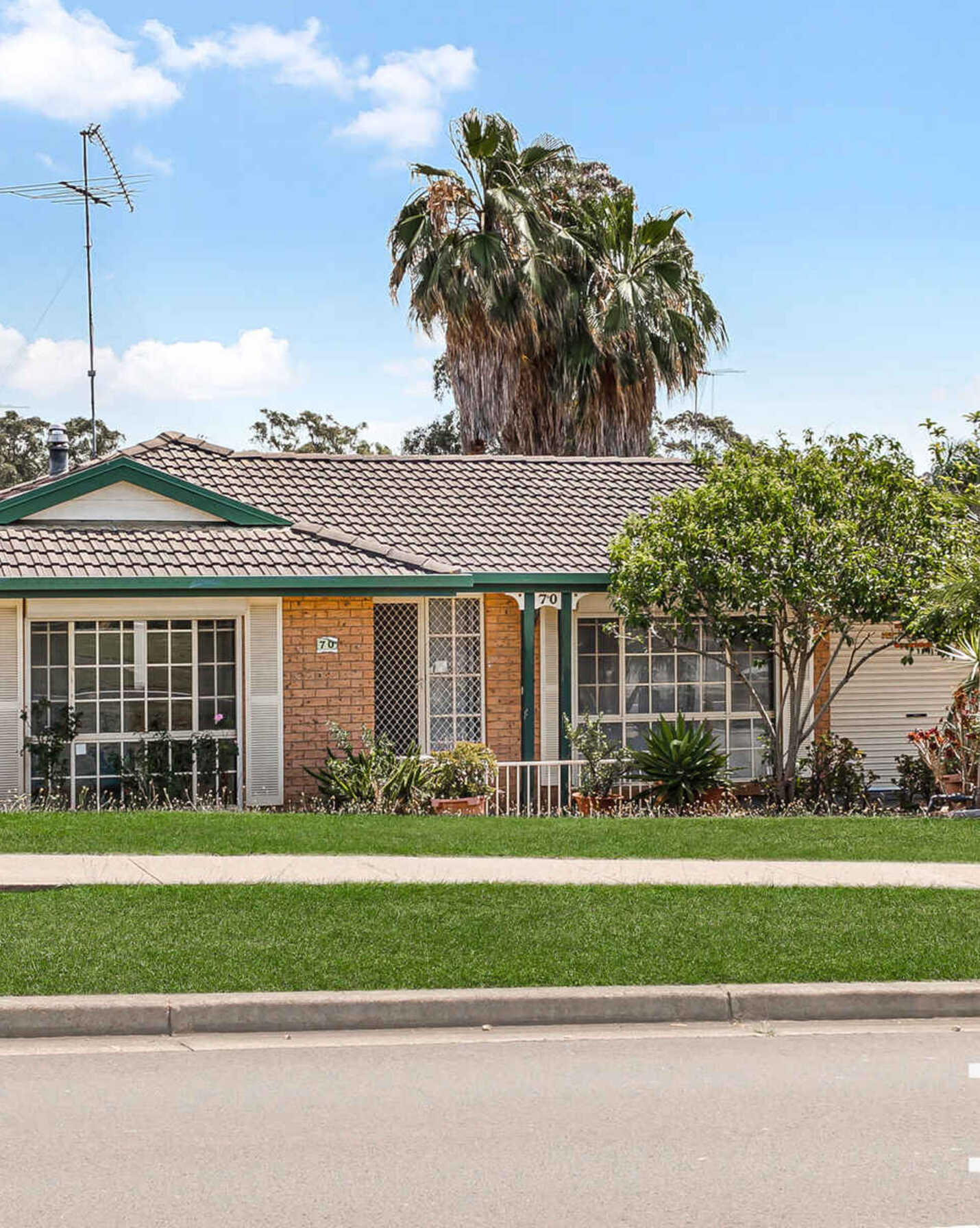 70 Beaconsfield Road, Rooty Hill - Image 1