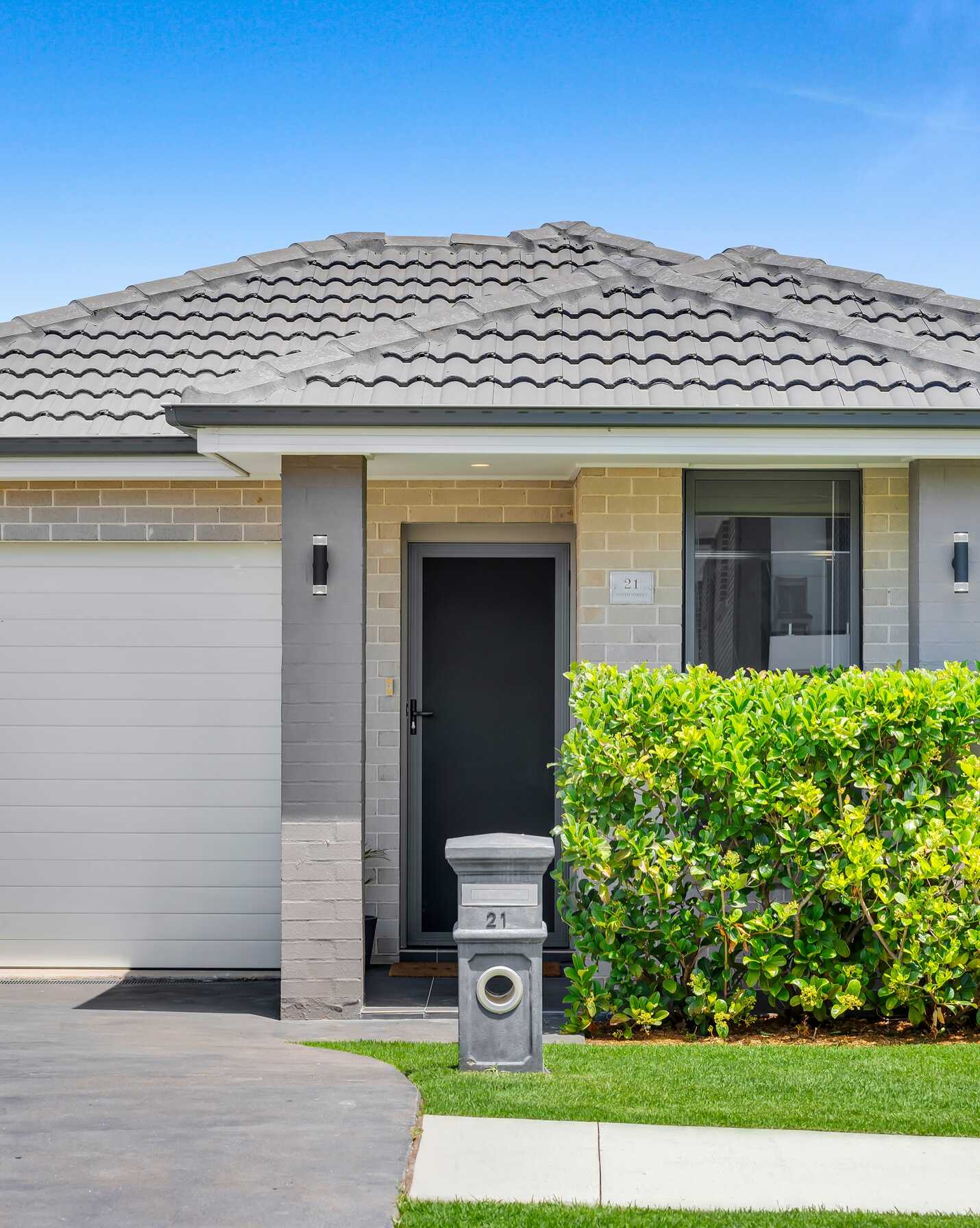 21 Booth Street Gregory Hills, Hills - Thumbnail 2