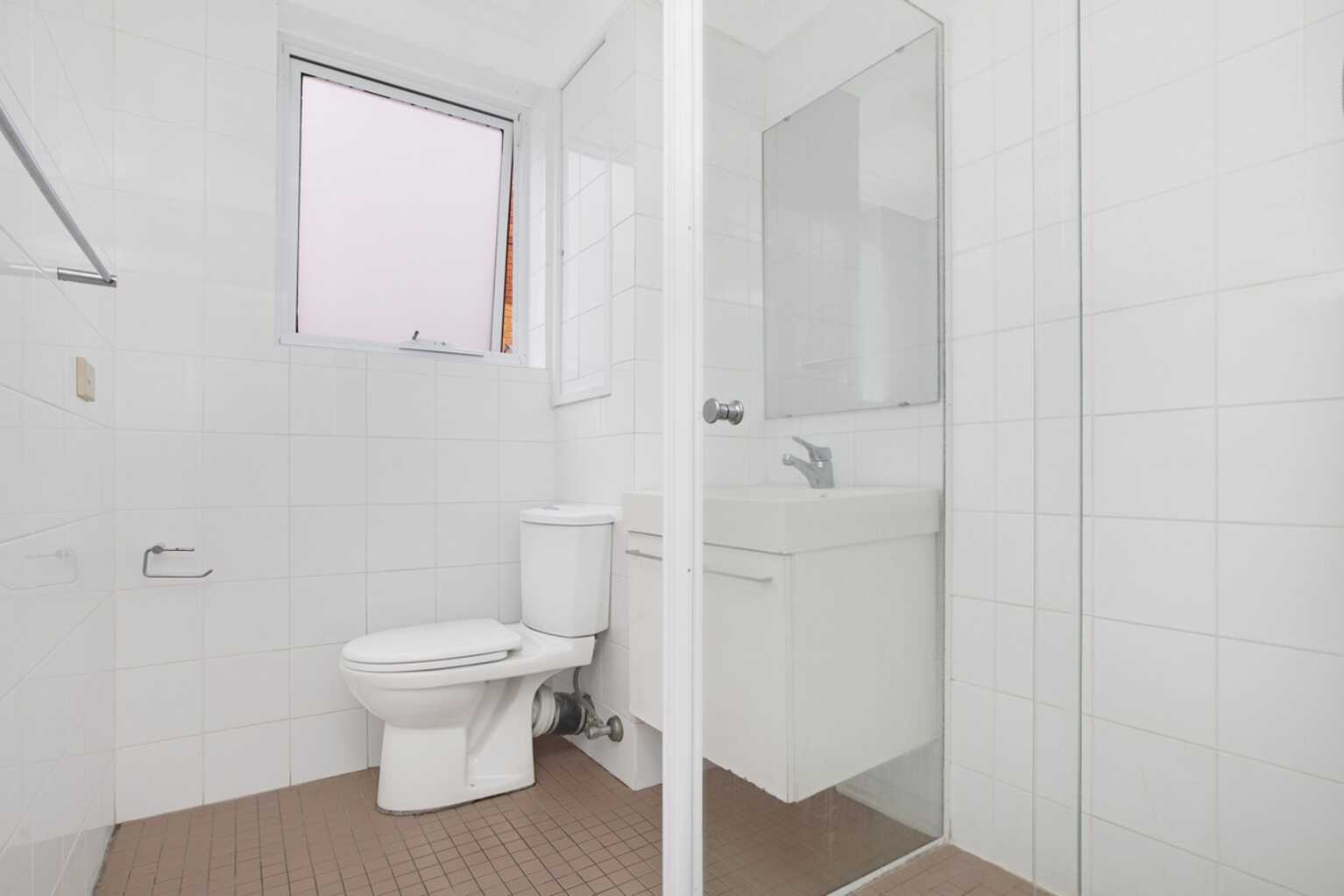 2/10 Punch Street Mosman