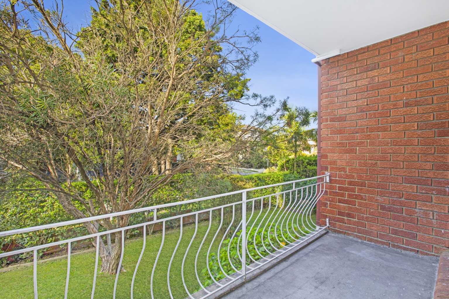 2/10 Punch Street Mosman