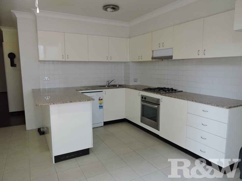 10/18 Sorrell Street Parramatta