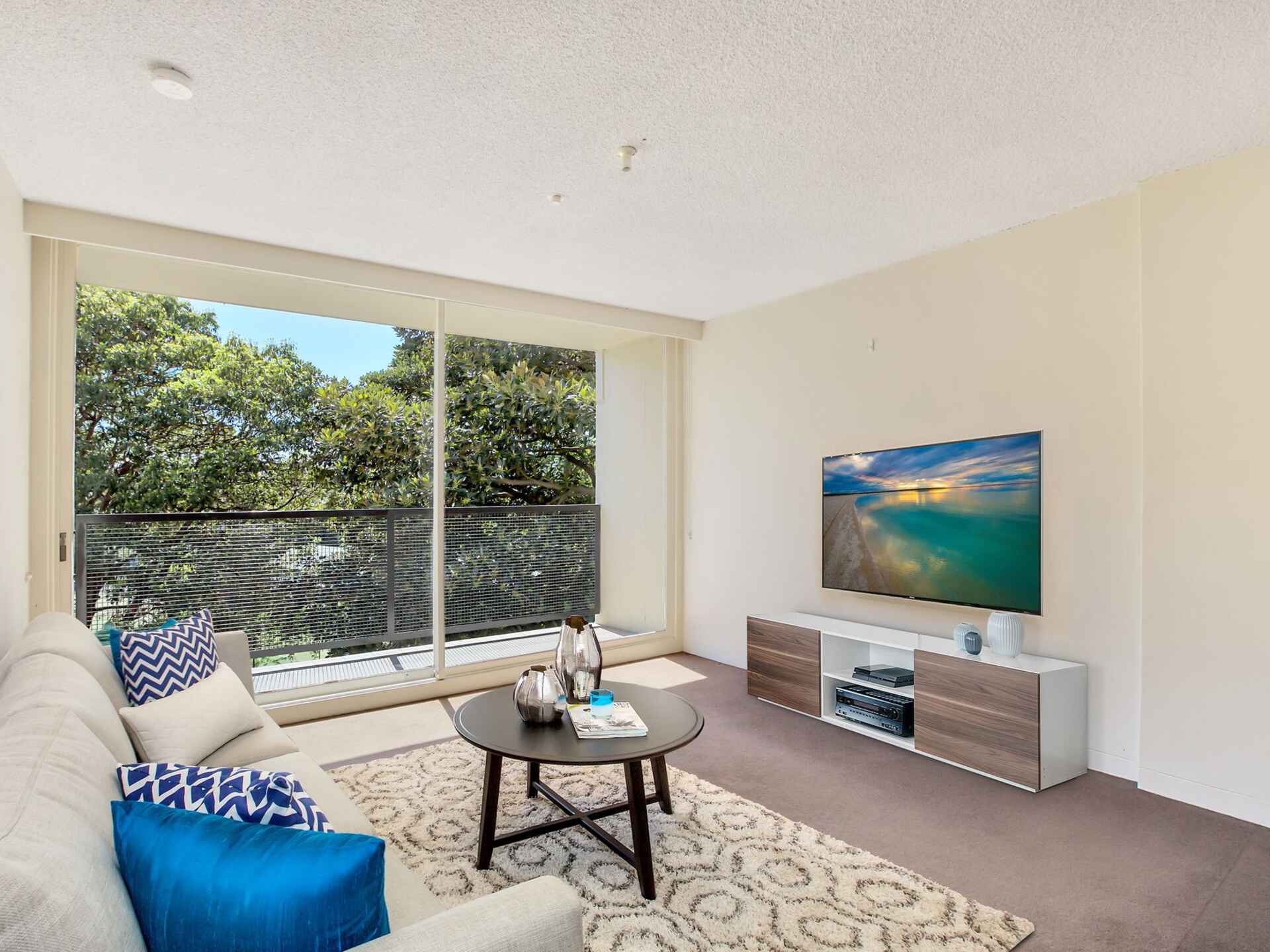 30/50 Roslyn Gardens Elizabeth Bay