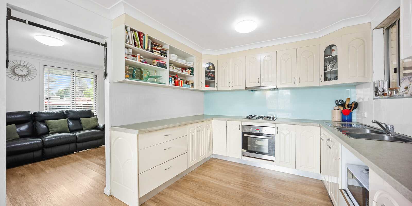 5 Dolomite Place Eagle Vale 5 Dolomite Place Eagle Vale