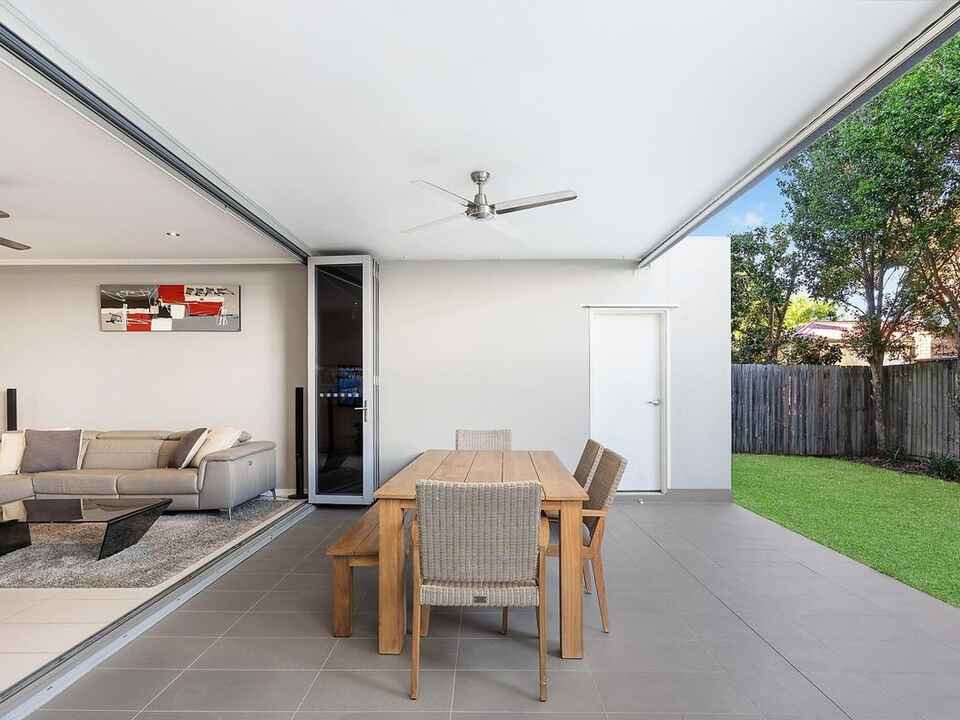 2/64 Barton Road Hawthorne