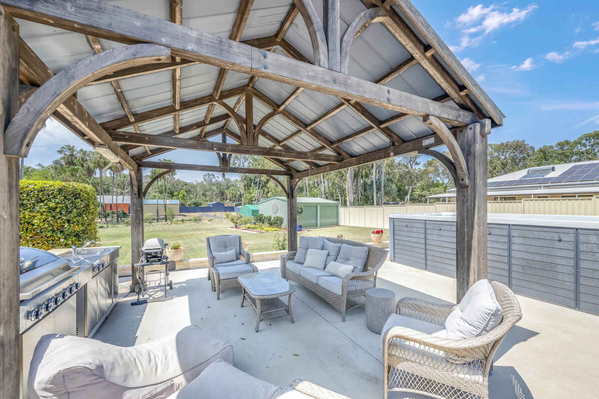 5 Woodlands Lane Moore Park Beach 5 Woodlands Lane Moore Park Beach