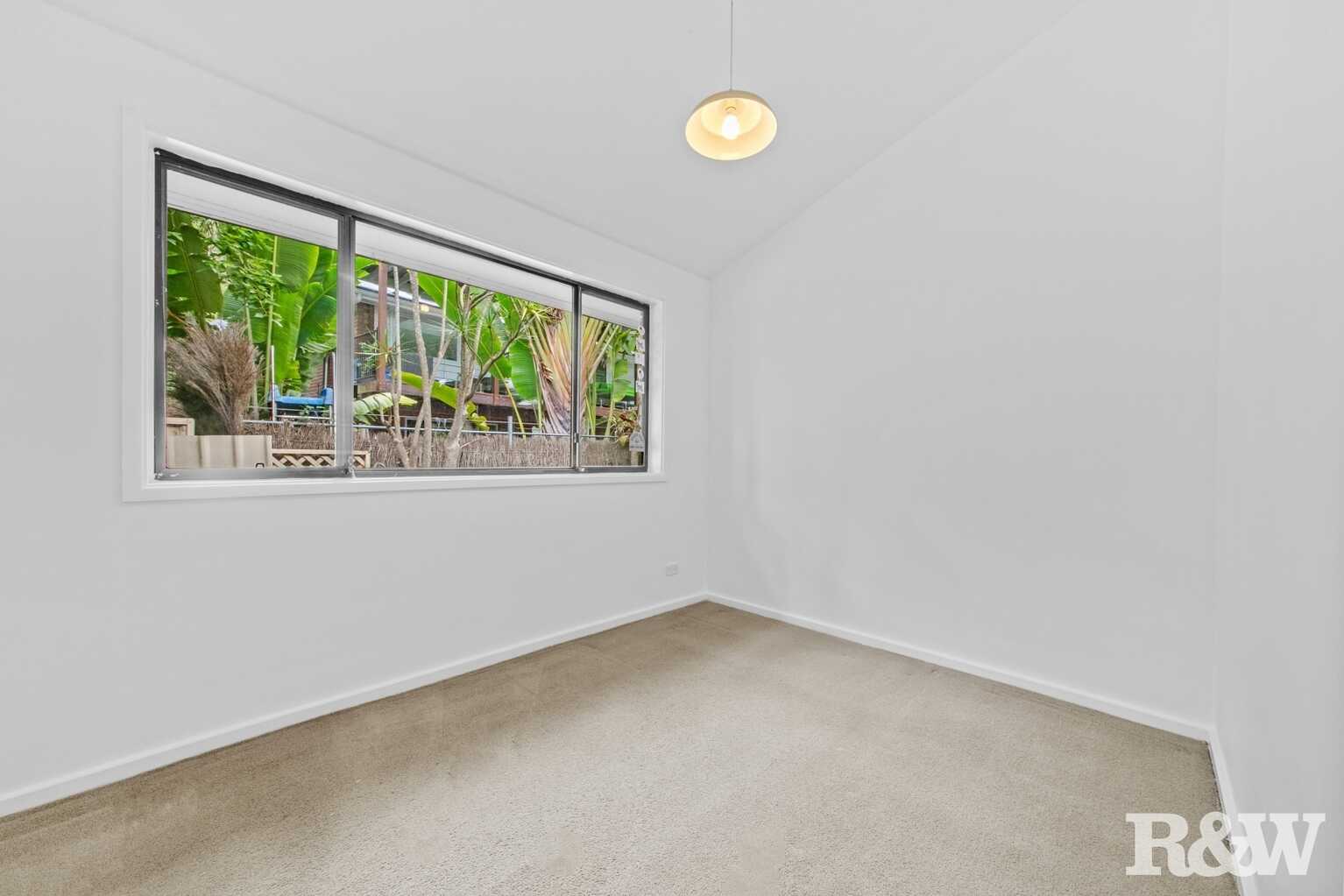 24 Greenhaven Drive Umina Beach 24 Greenhaven Drive Umina Beach