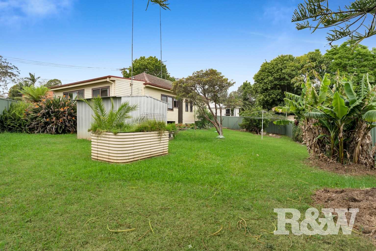 3 Donaldson Street Bradbury 3 Donaldson Street Bradbury