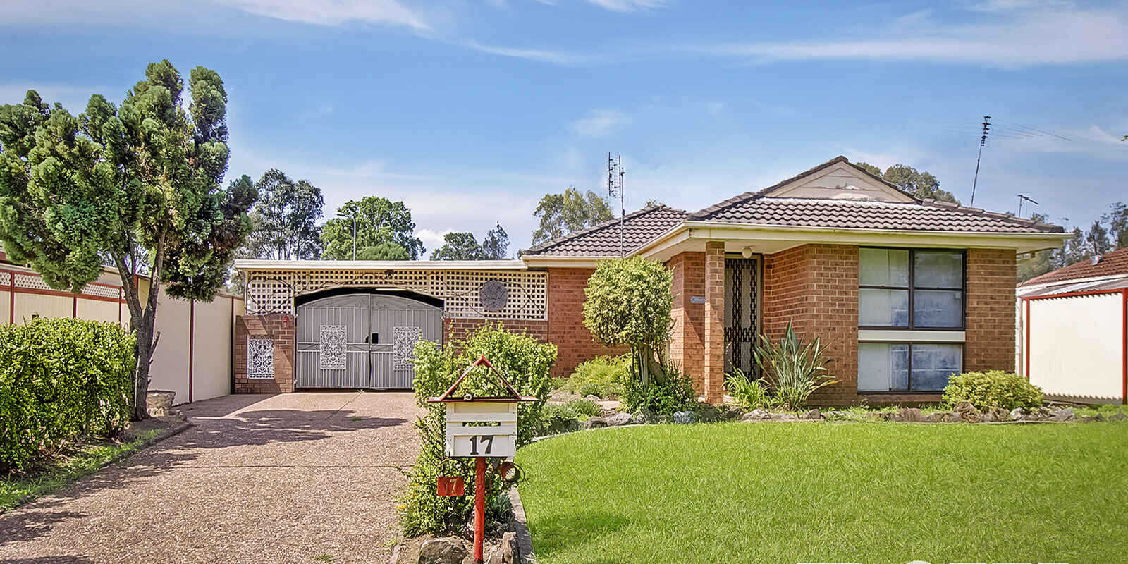 17 Madison Circuit St Clair 17 Madison Circuit St Clair