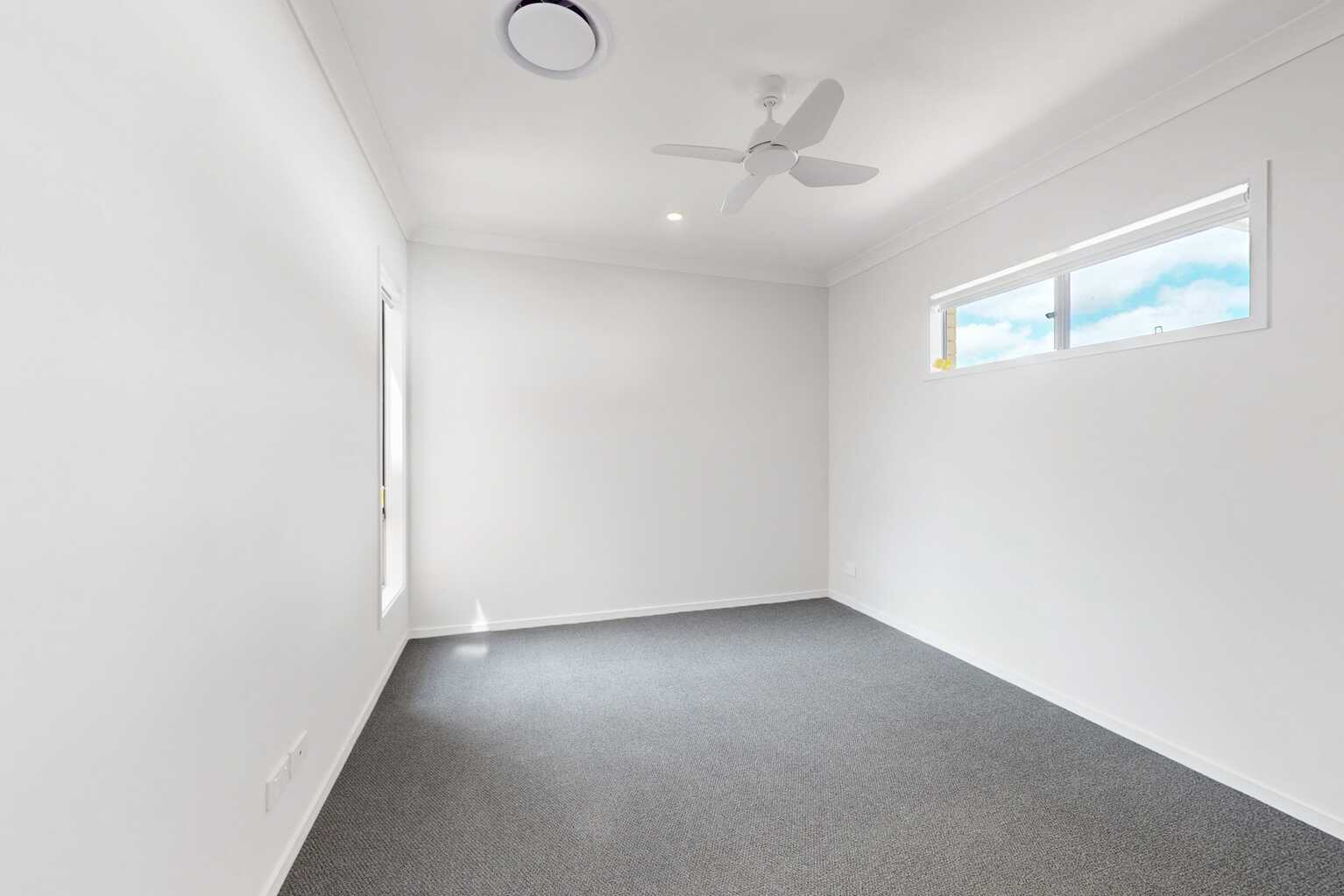 30 Mundaring Way Spring Mountain