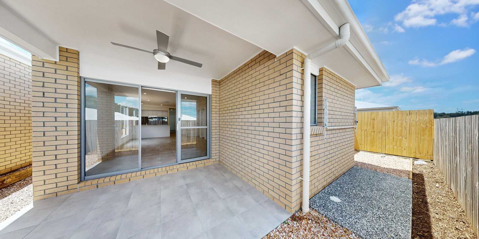 30 Mundaring Way Spring Mountain