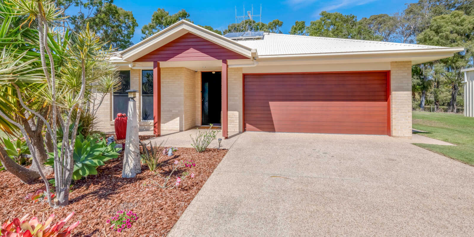 42 Kingfisher Crescent Moore Park Beach 42 Kingfisher Crescent Moore Park Beach