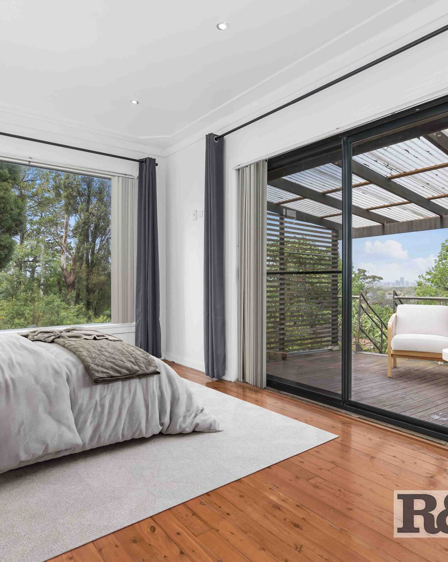 389 OLD NORTHERN RD Castle Hill, Hill - Thumbnail 3