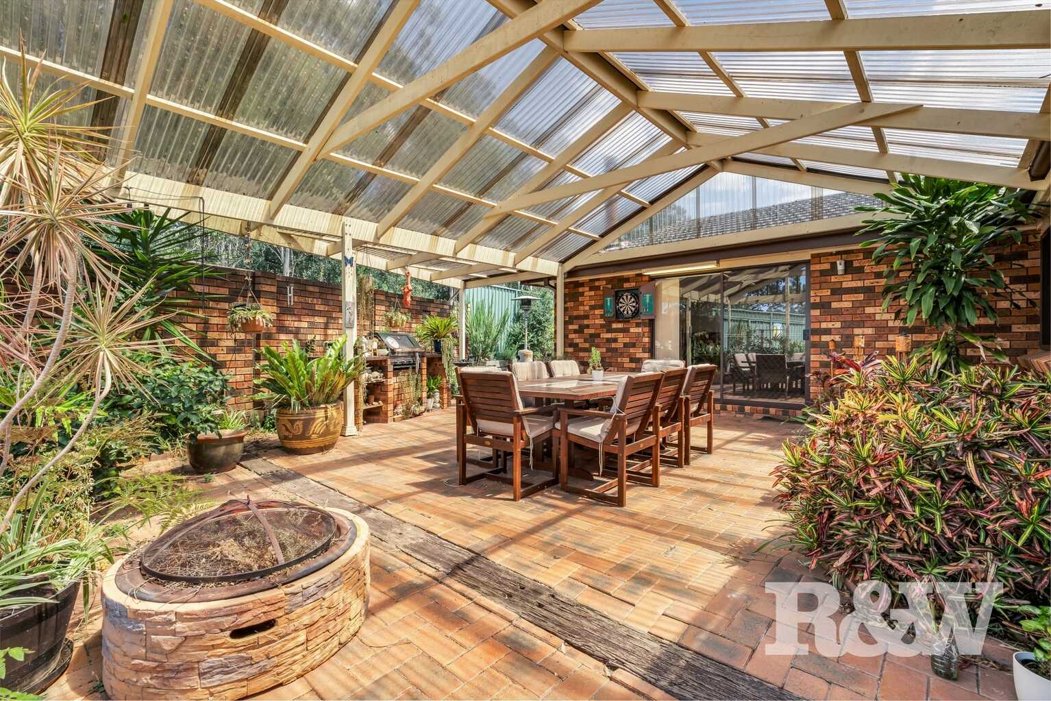 8 Rambler Place Ingleburn 8 Rambler Place Ingleburn