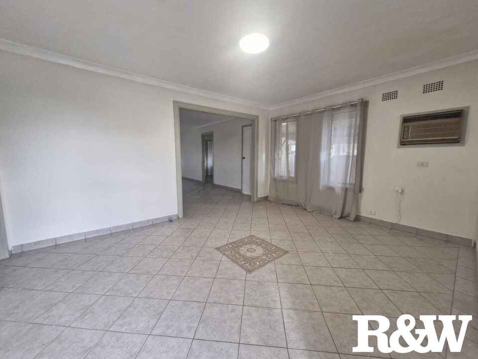 49 Finisterre Avenue Whalan