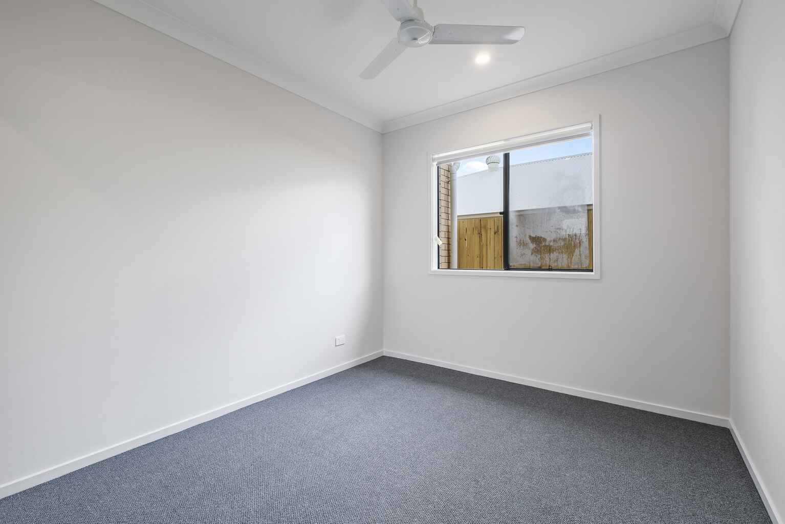 40 Mundaring Way Spring Mountain