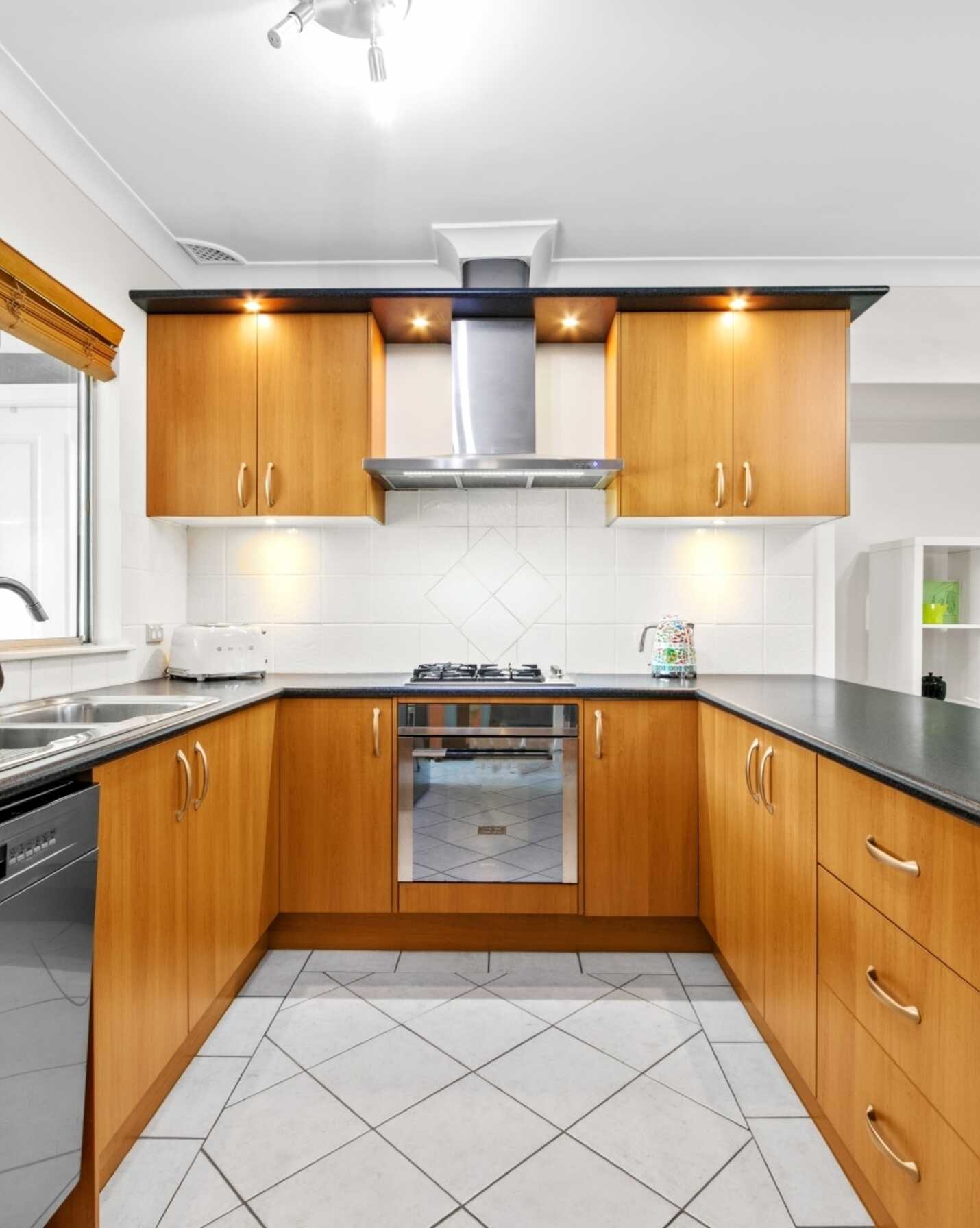 44 Hobart Avenue Umina Beach, Beach - Thumbnail 2