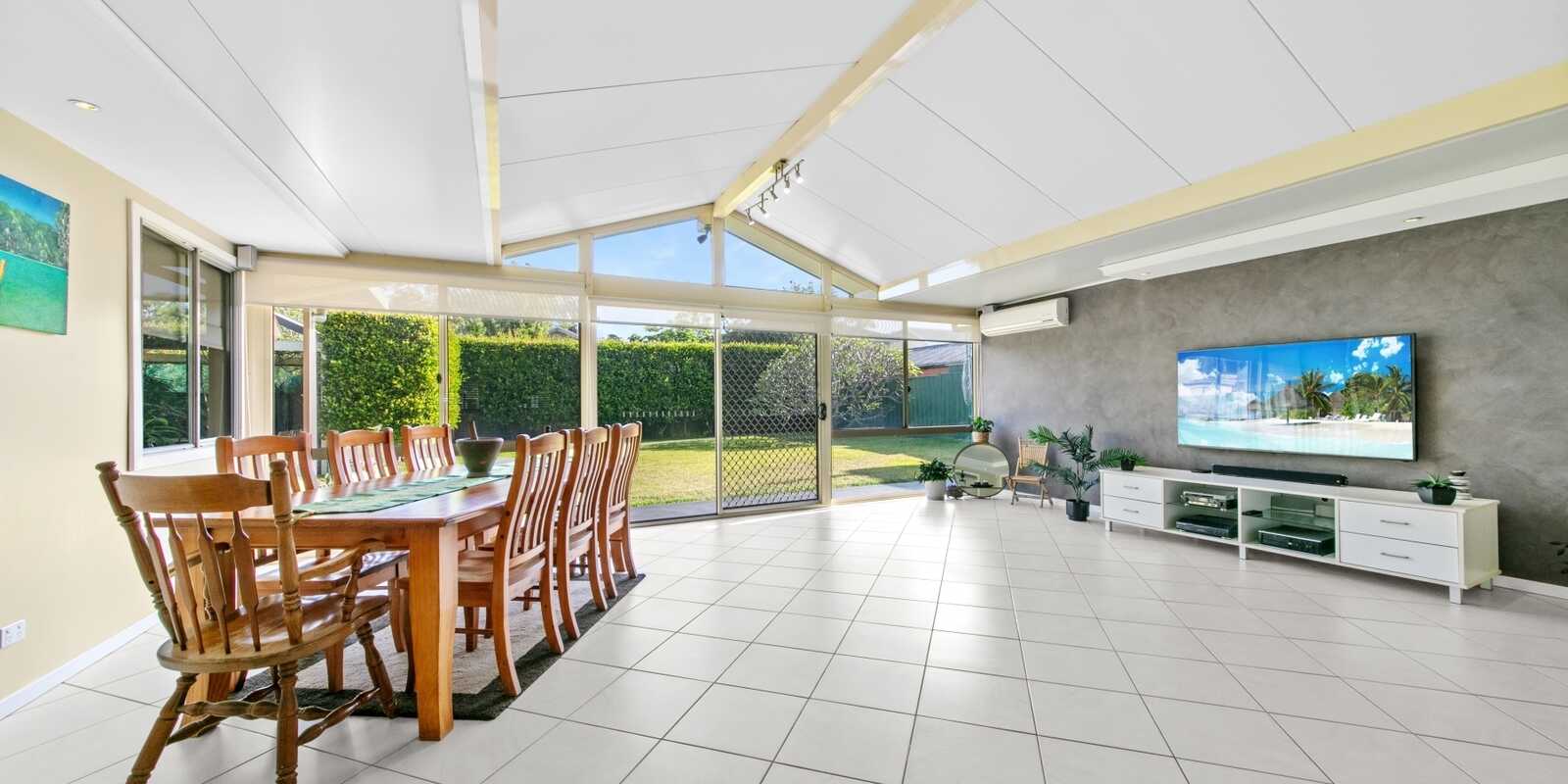 44 Hobart Avenue Umina Beach 44 Hobart Avenue Umina Beach