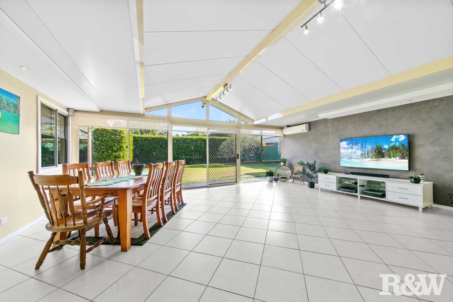 44 Hobart Avenue Umina Beach 44 Hobart Avenue Umina Beach