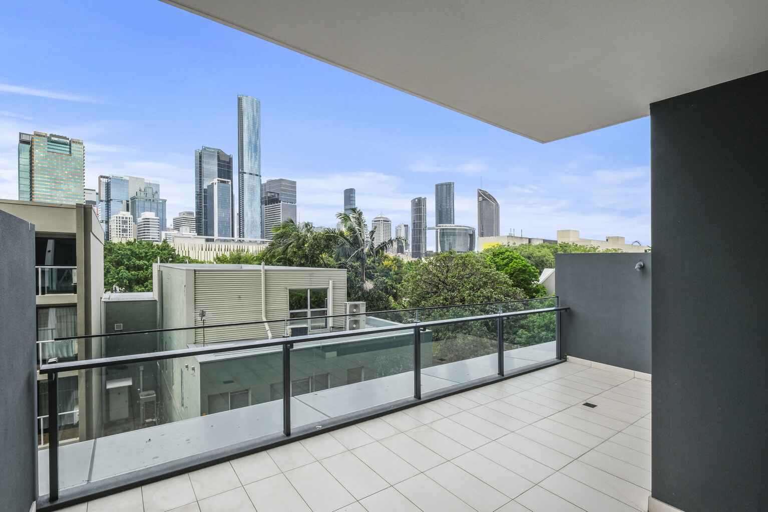 404/19 Hope Street South Brisbane 404/19 Hope Street South Brisbane