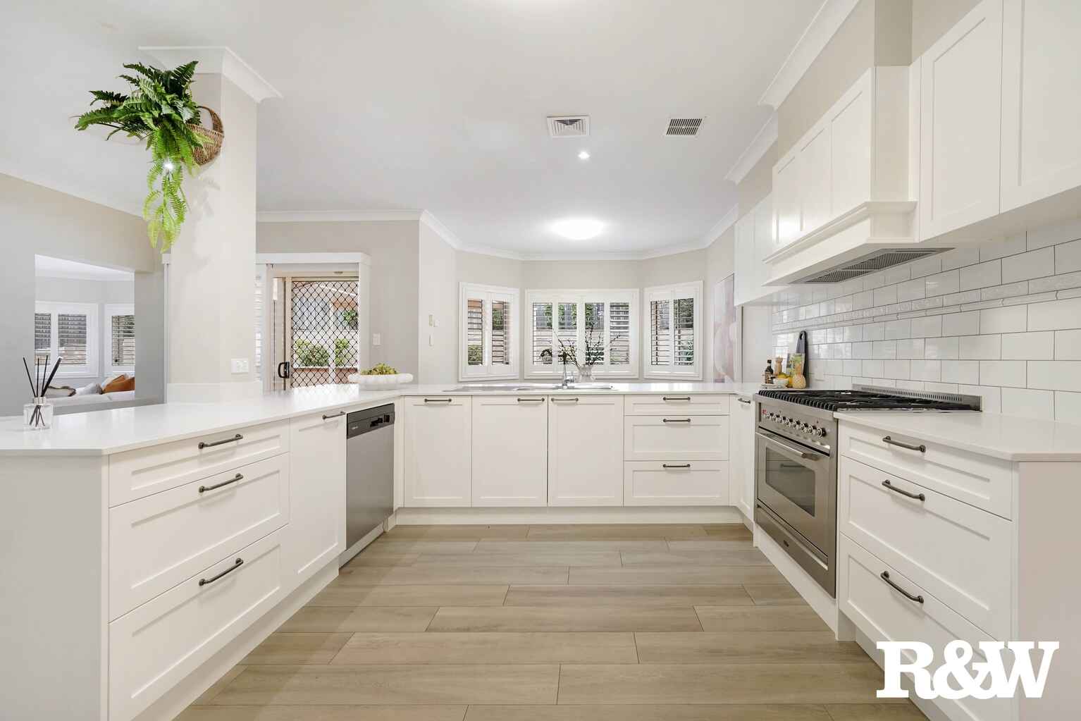 5 Rebellion Place Macquarie Links 5 Rebellion Place Macquarie Links