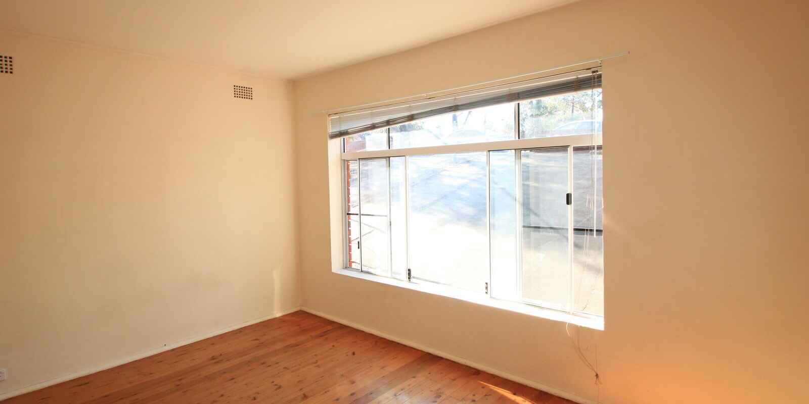 1/52 Crinan Street Hurlstone Park