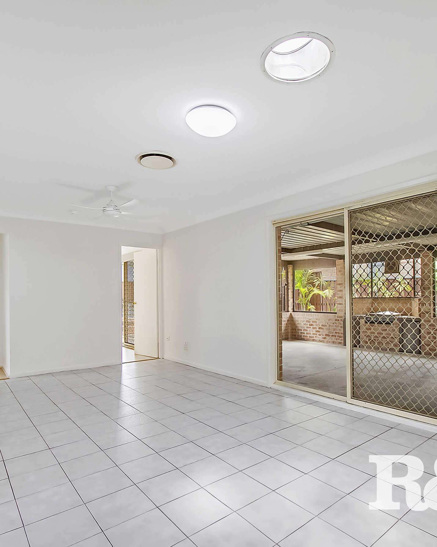 6 Bluebird Road Cranebrook, Cranebrook - Thumbnail 3