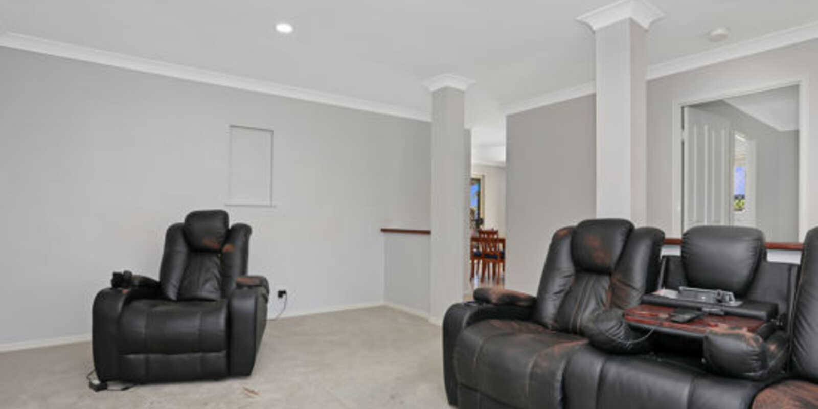 12 Queenscliff Court Sandstone Point 12 Queenscliff Court Sandstone Point