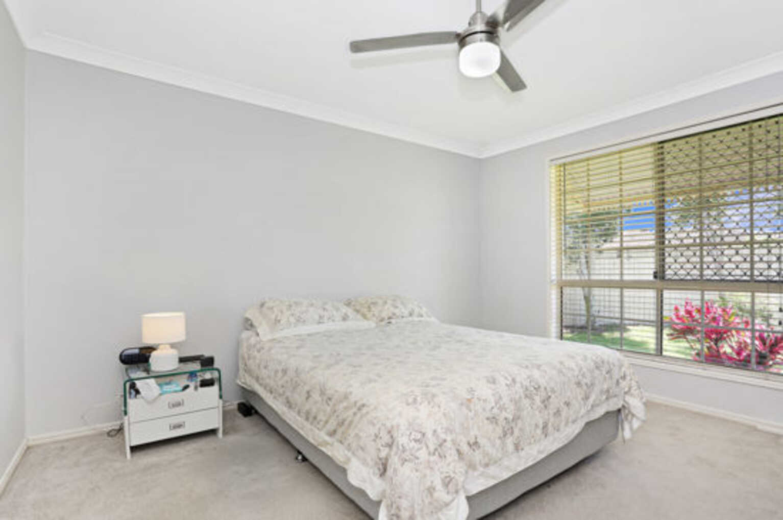 12 Queenscliff Court Sandstone Point 12 Queenscliff Court Sandstone Point