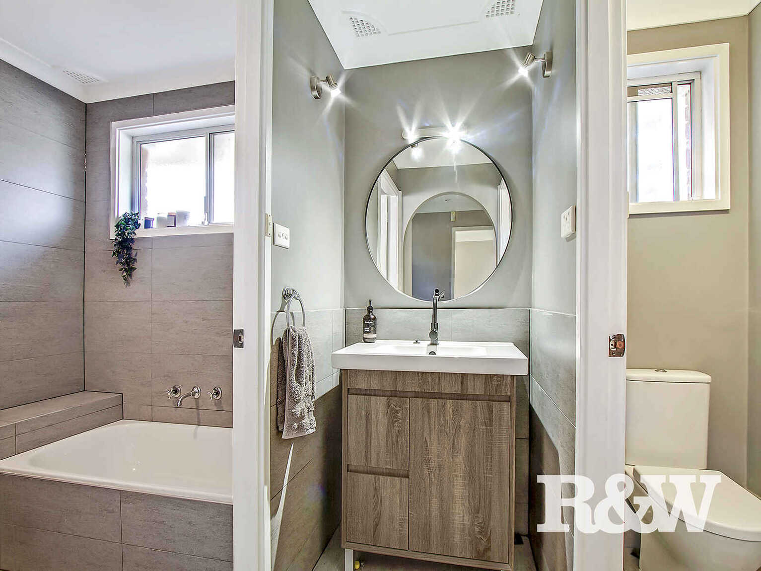 29 Mccartney Crescent St Clair 29 Mccartney Crescent St Clair
