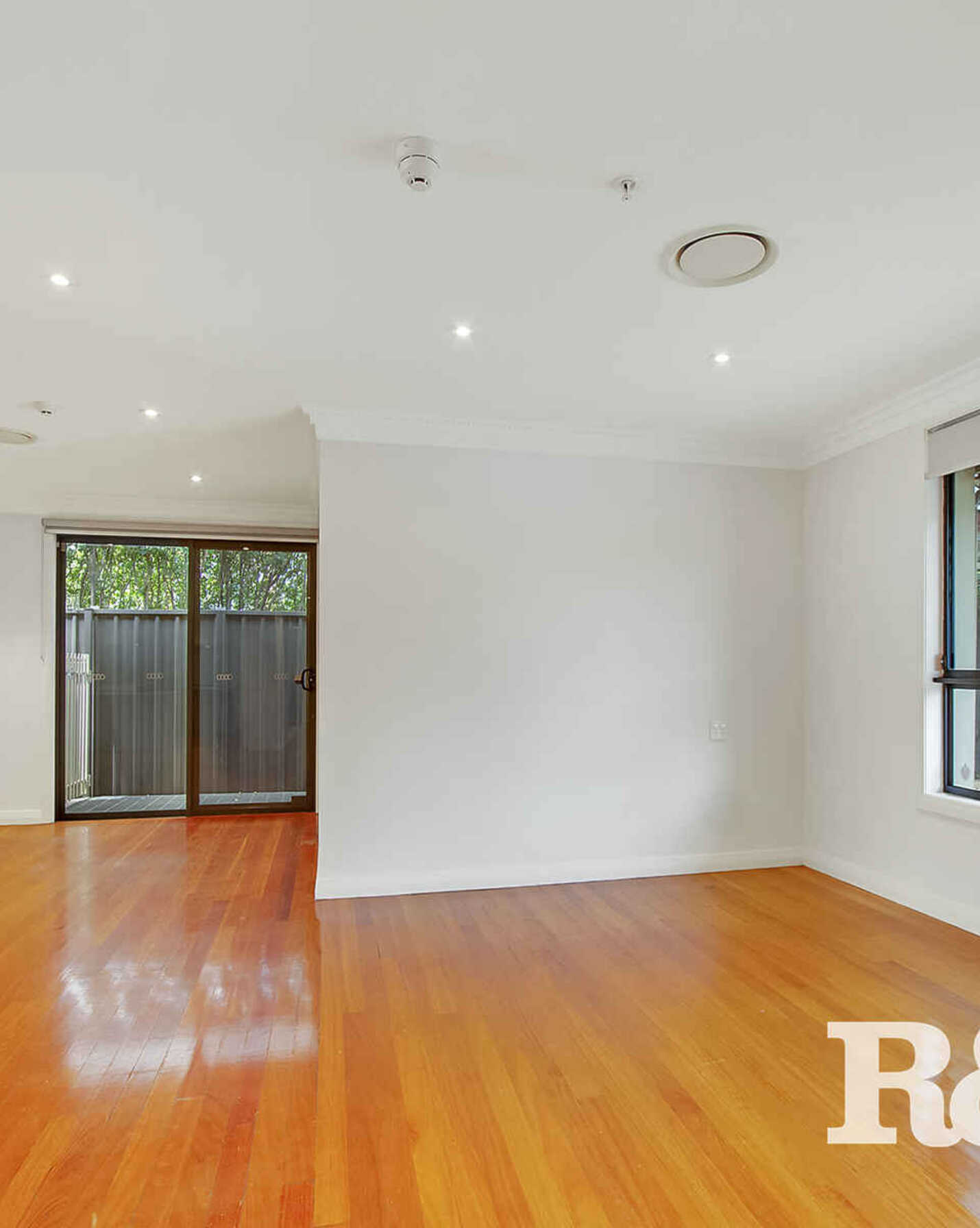 4 Deeside Avenue Baulkham Hills, Hills - Thumbnail 4