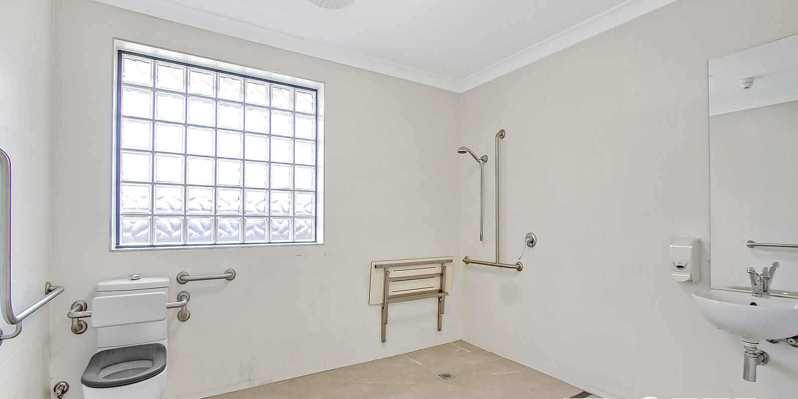 4 Deeside Avenue Baulkham Hills 4 Deeside Avenue Baulkham Hills