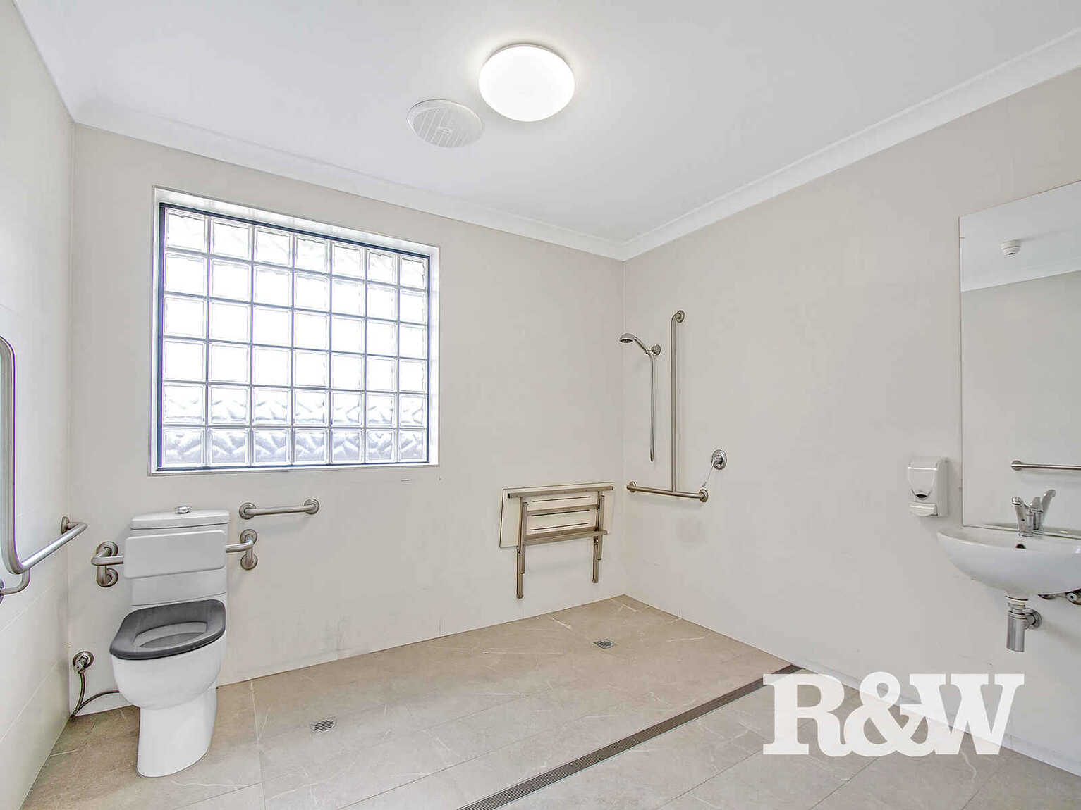 4 Deeside Avenue Baulkham Hills 4 Deeside Avenue Baulkham Hills