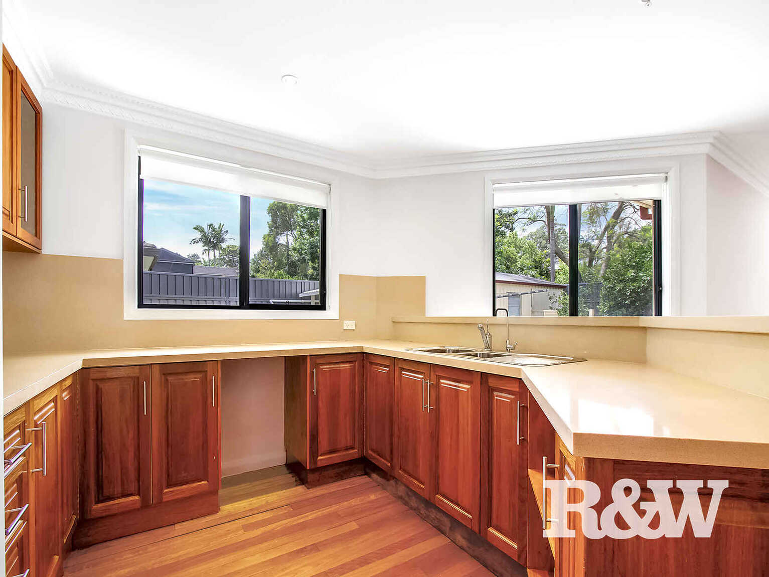 4 Deeside Avenue Baulkham Hills 4 Deeside Avenue Baulkham Hills