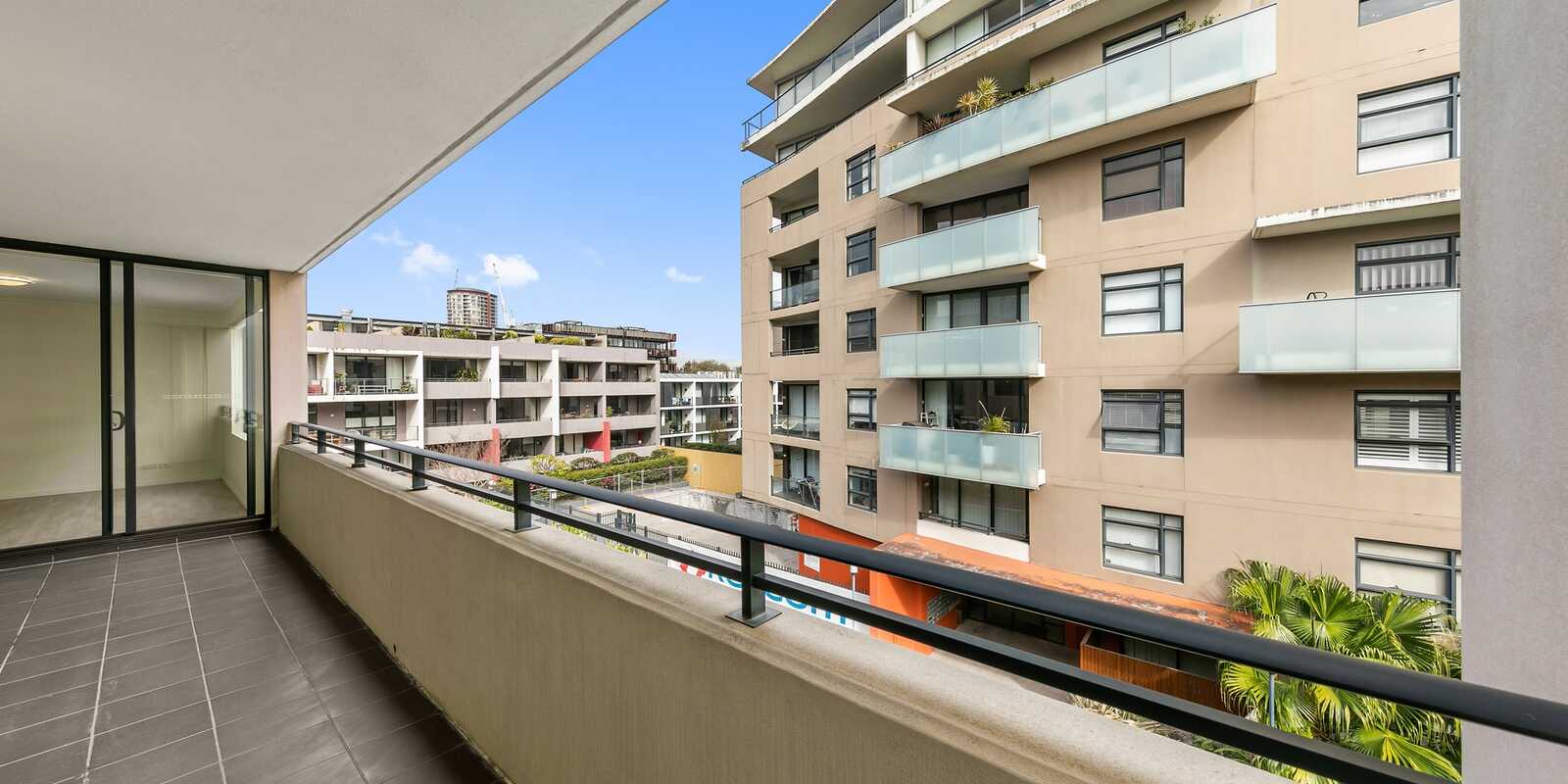 B405/9 Hunter Street Waterloo