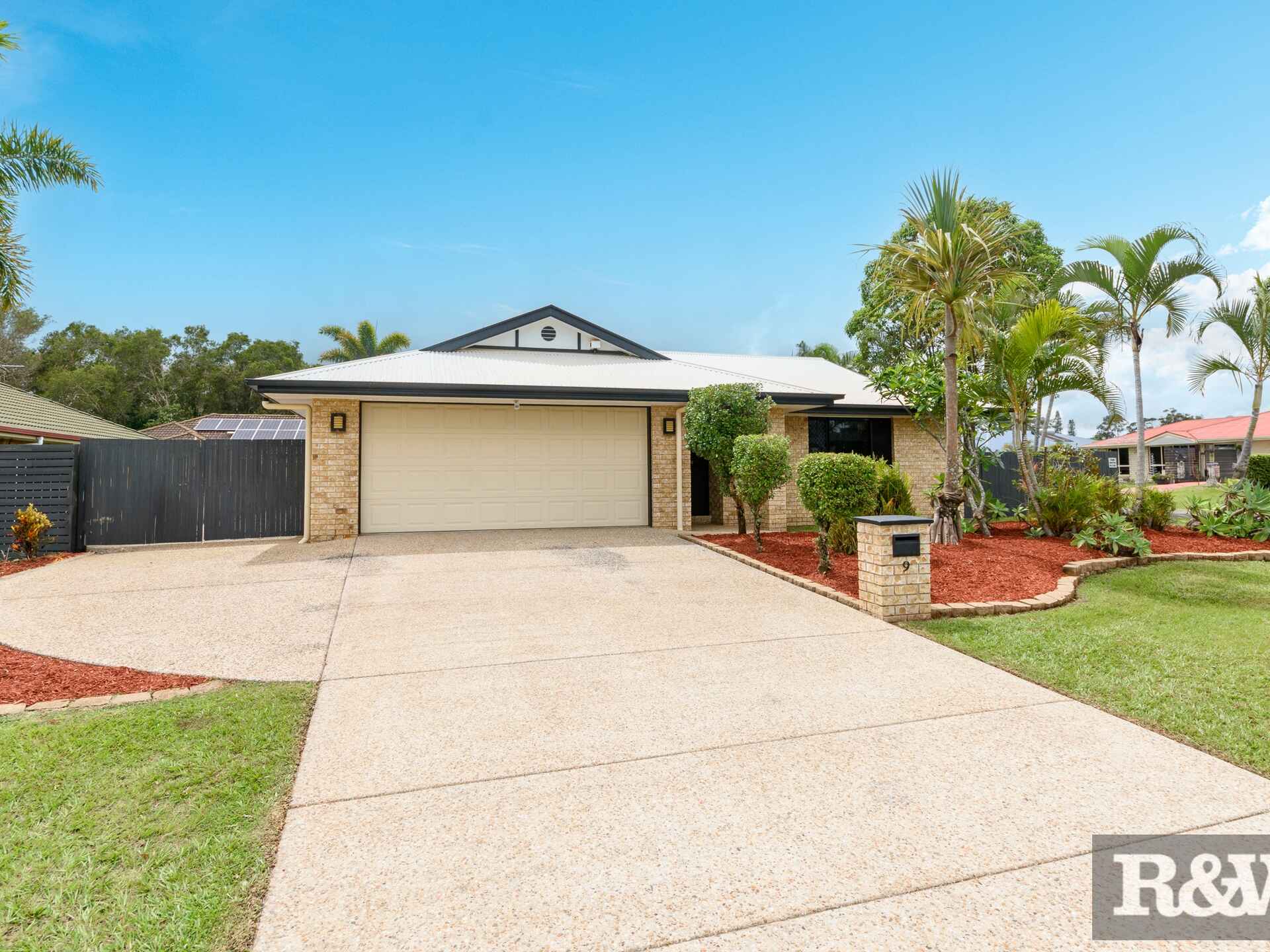9 Fazey Close Caboolture