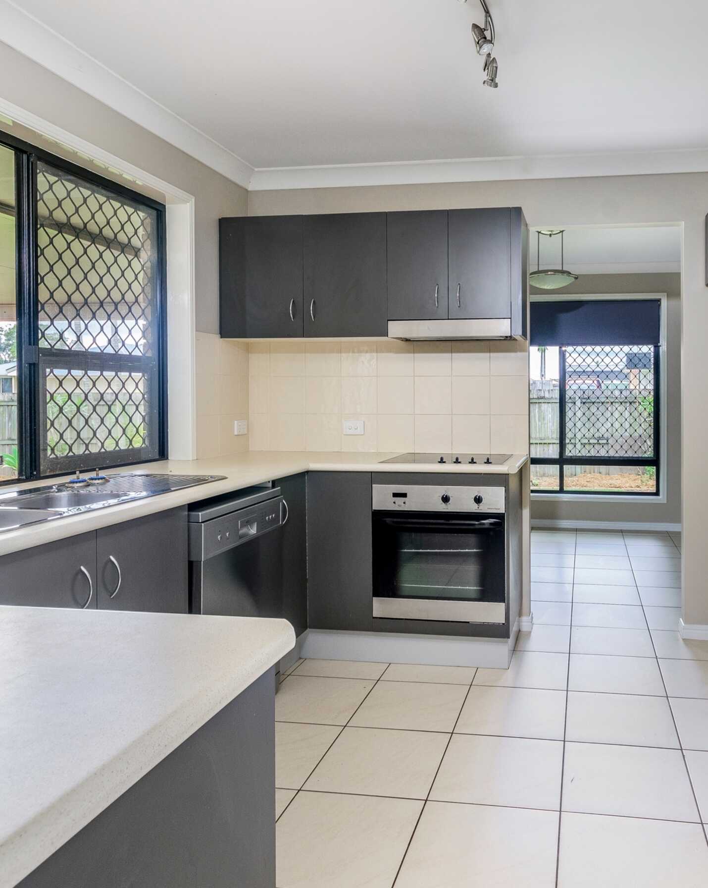 9 Fazey Close Caboolture, Caboolture - Thumbnail 8