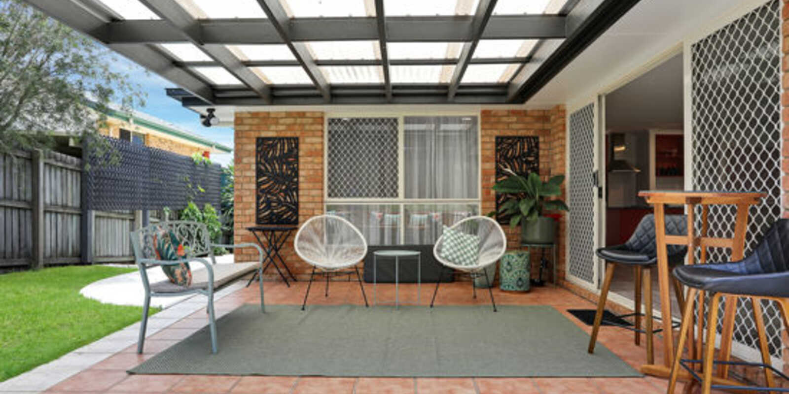 215 Endeavour Drive Banksia Beach 215 Endeavour Drive Banksia Beach