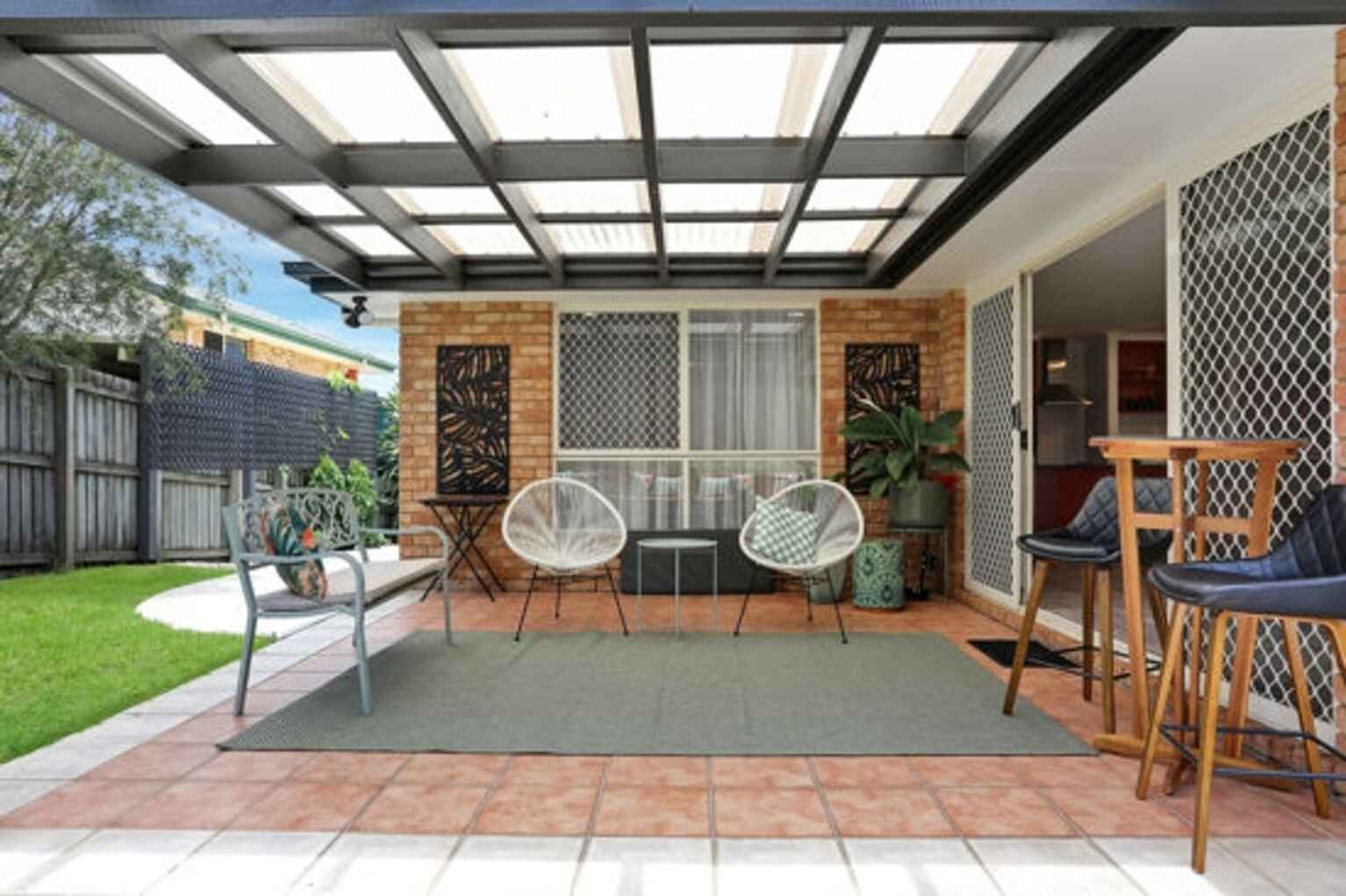 215 Endeavour Drive Banksia Beach 215 Endeavour Drive Banksia Beach