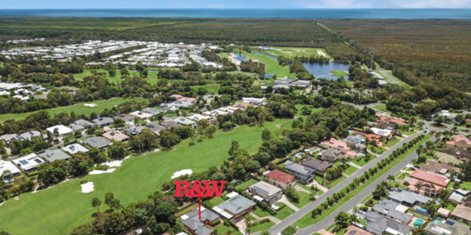 215 Endeavour Drive Banksia Beach 215 Endeavour Drive Banksia Beach