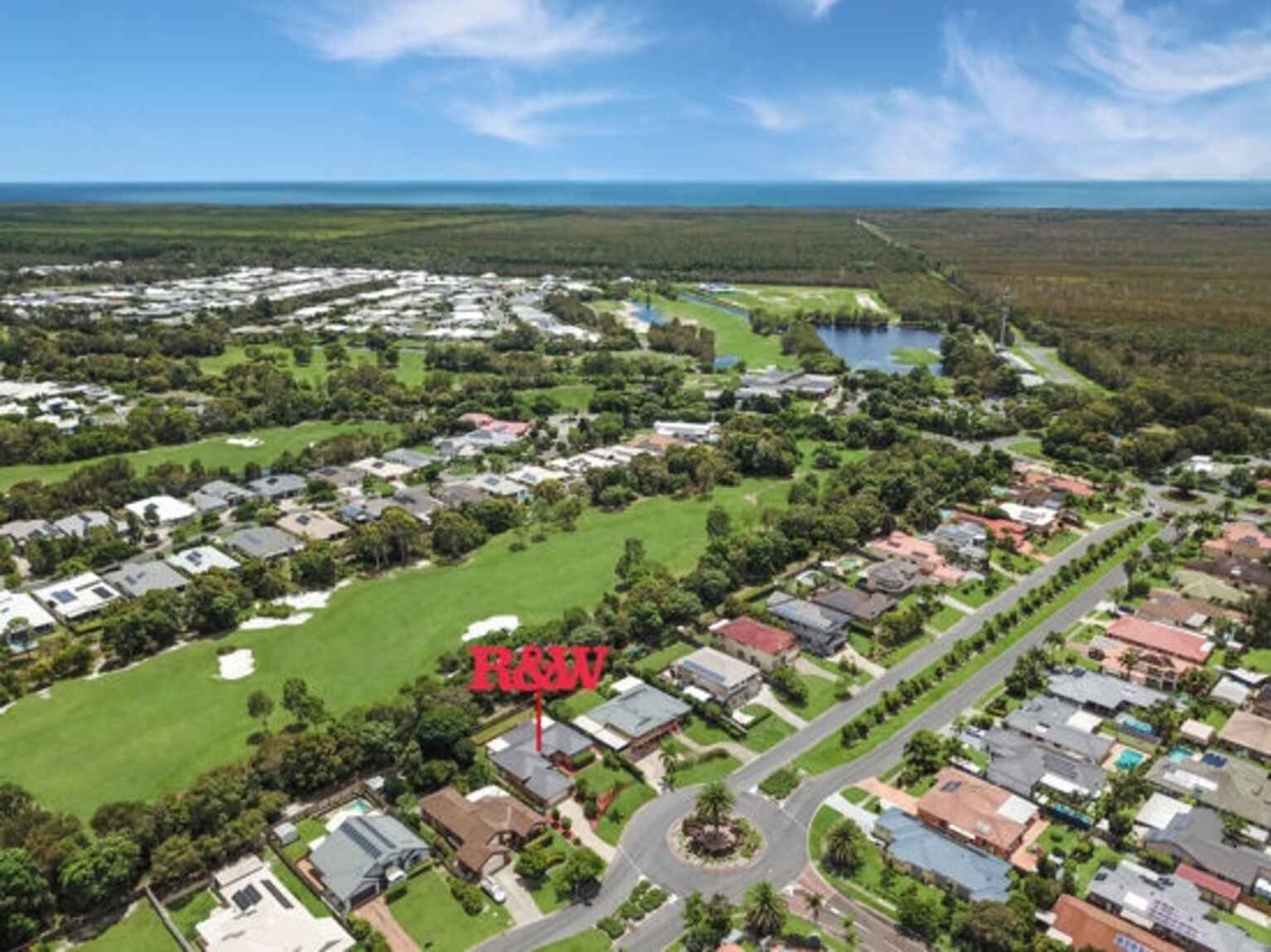 215 Endeavour Drive Banksia Beach 215 Endeavour Drive Banksia Beach
