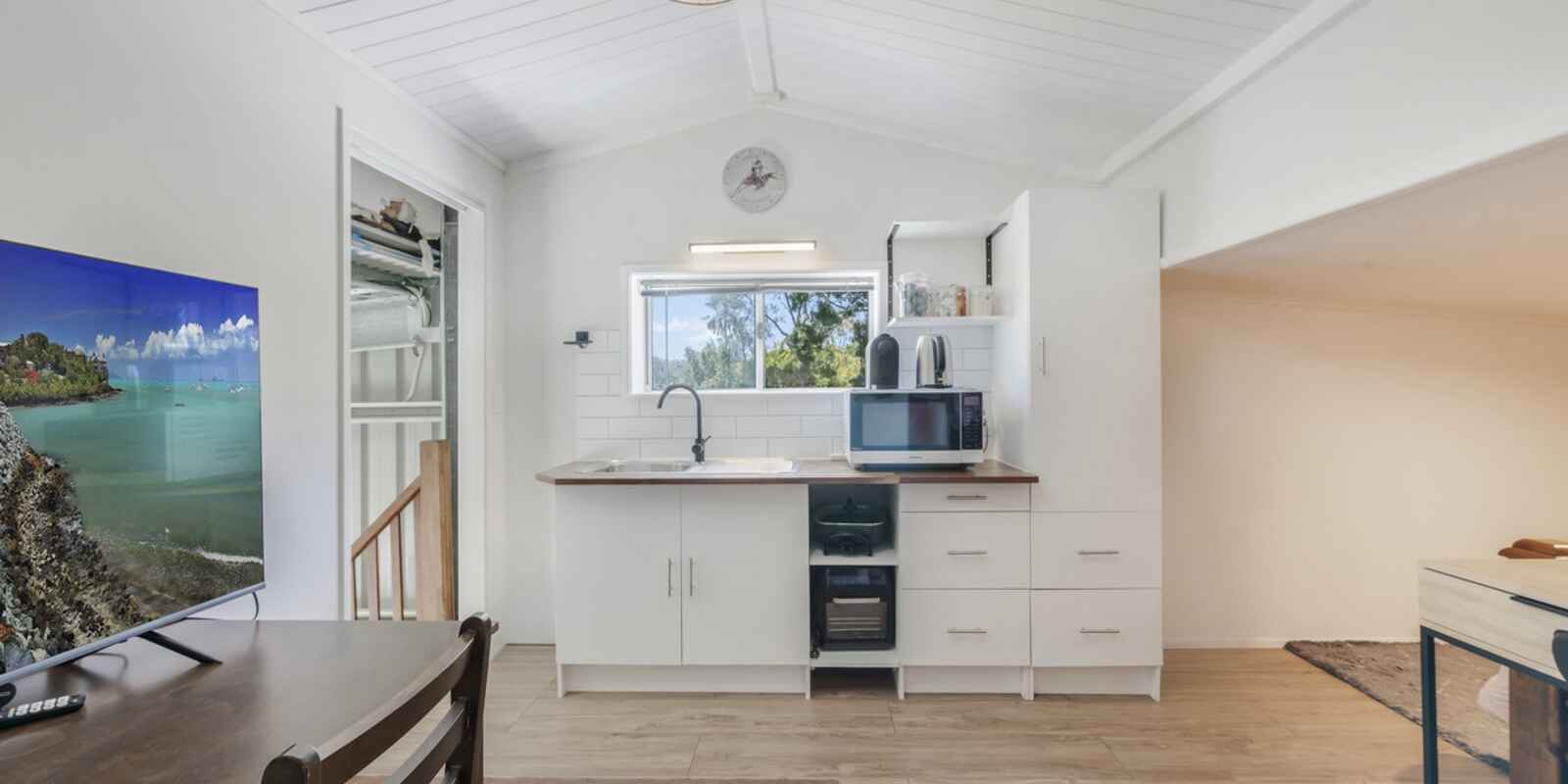 20 Kingfisher Crescent Moore Park Beach 20 Kingfisher Crescent Moore Park Beach