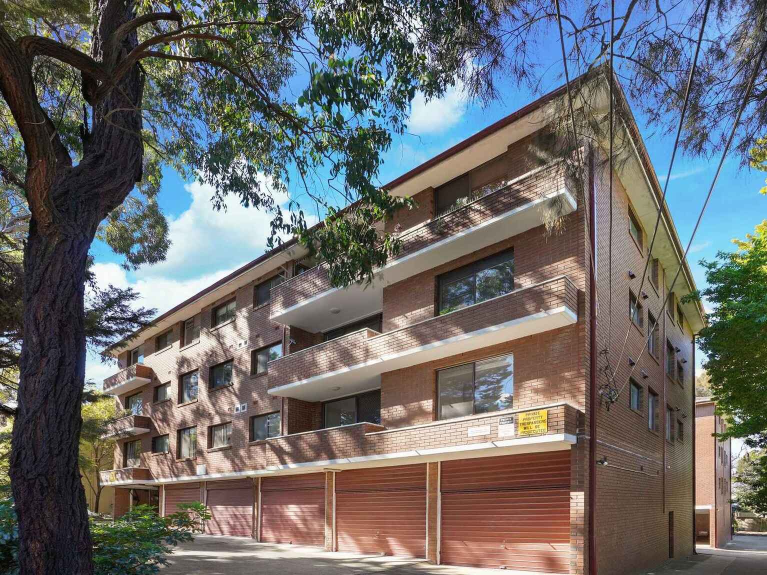 16/21-27 Tupper Street Enmore