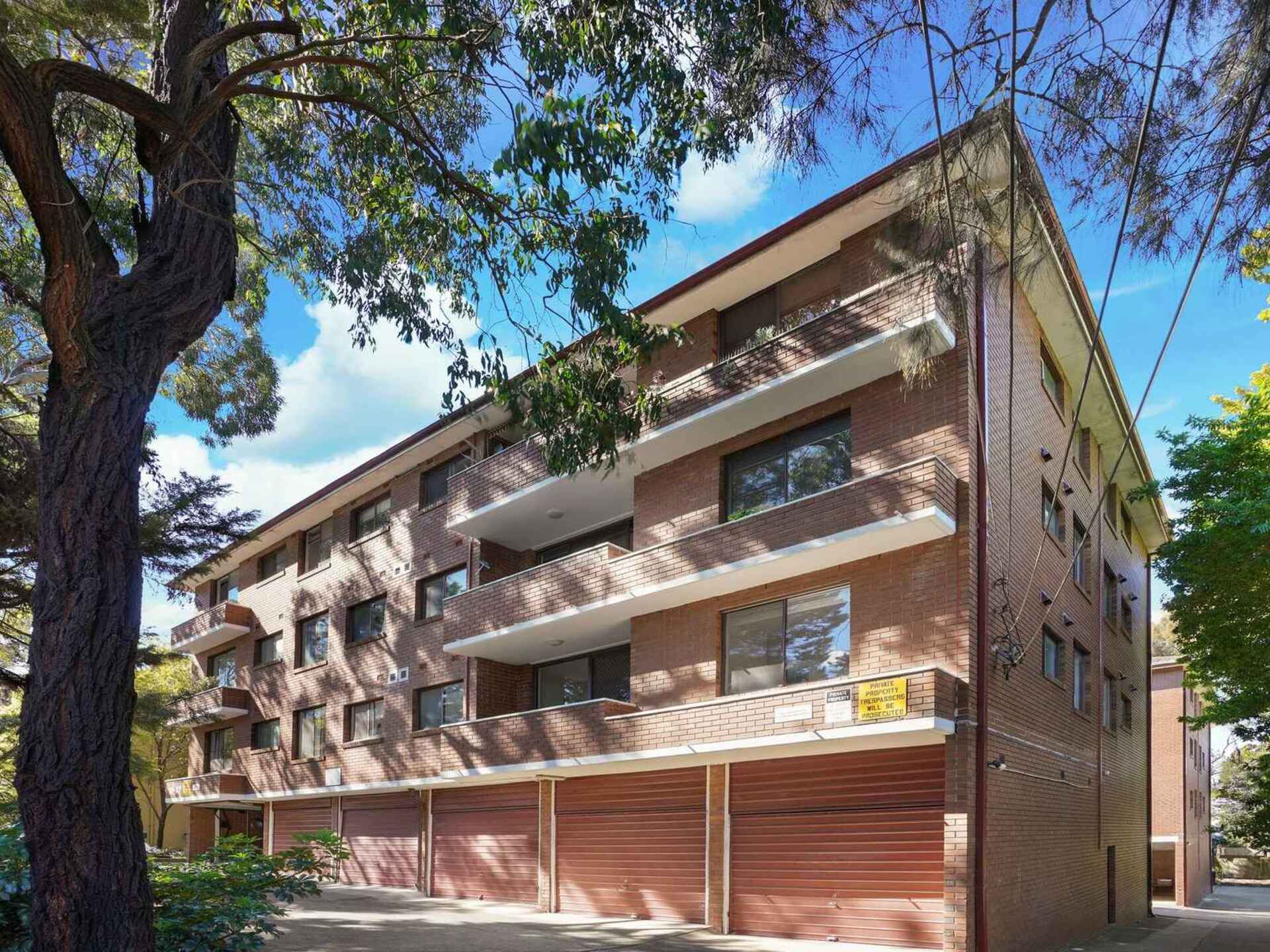 16/21-27 Tupper Street Enmore