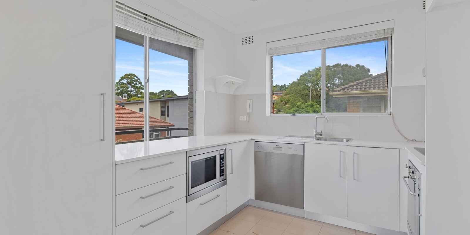 9/20 Addison Street Kensington