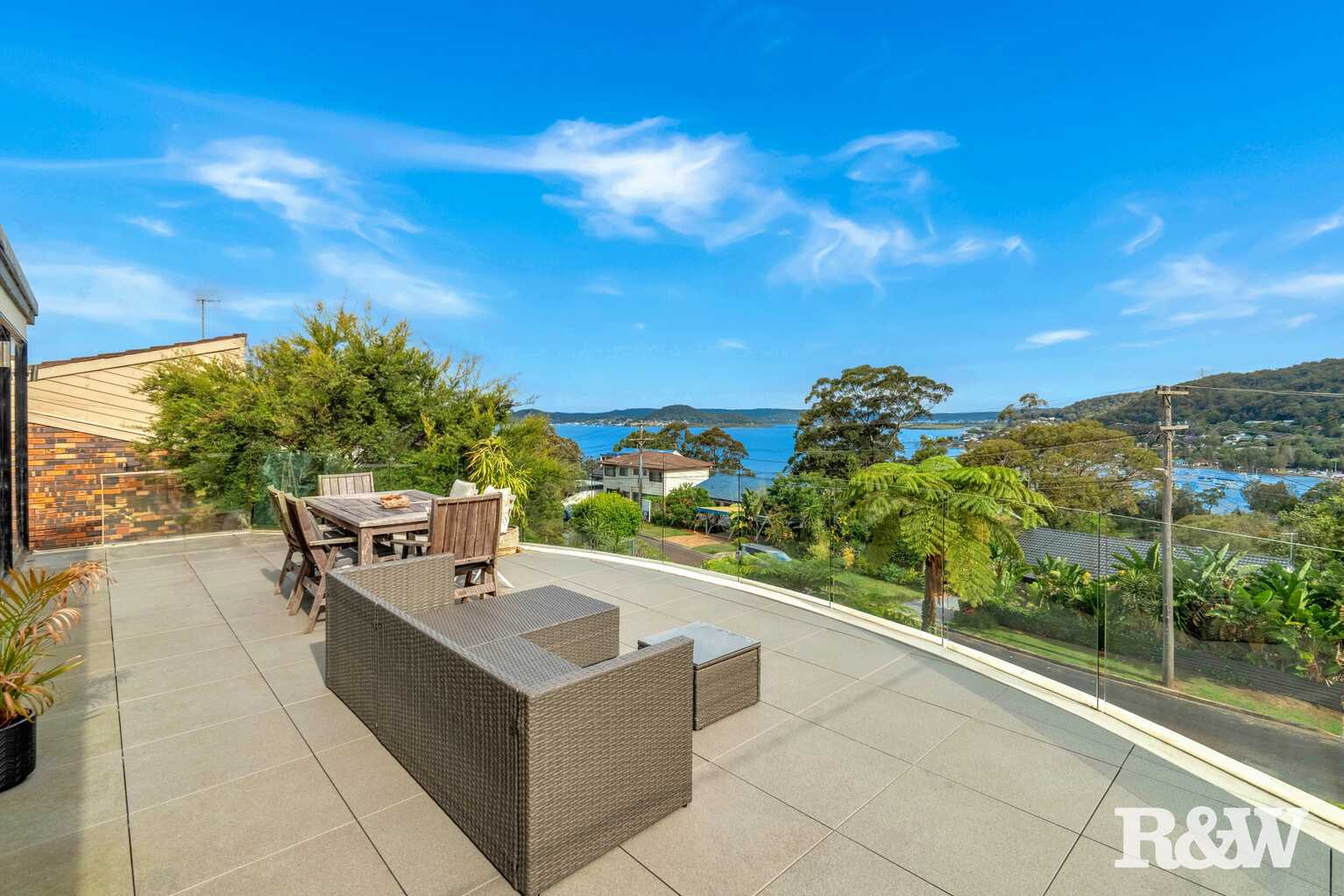 40 Sandstone Crescent Tascott 40 Sandstone Crescent Tascott