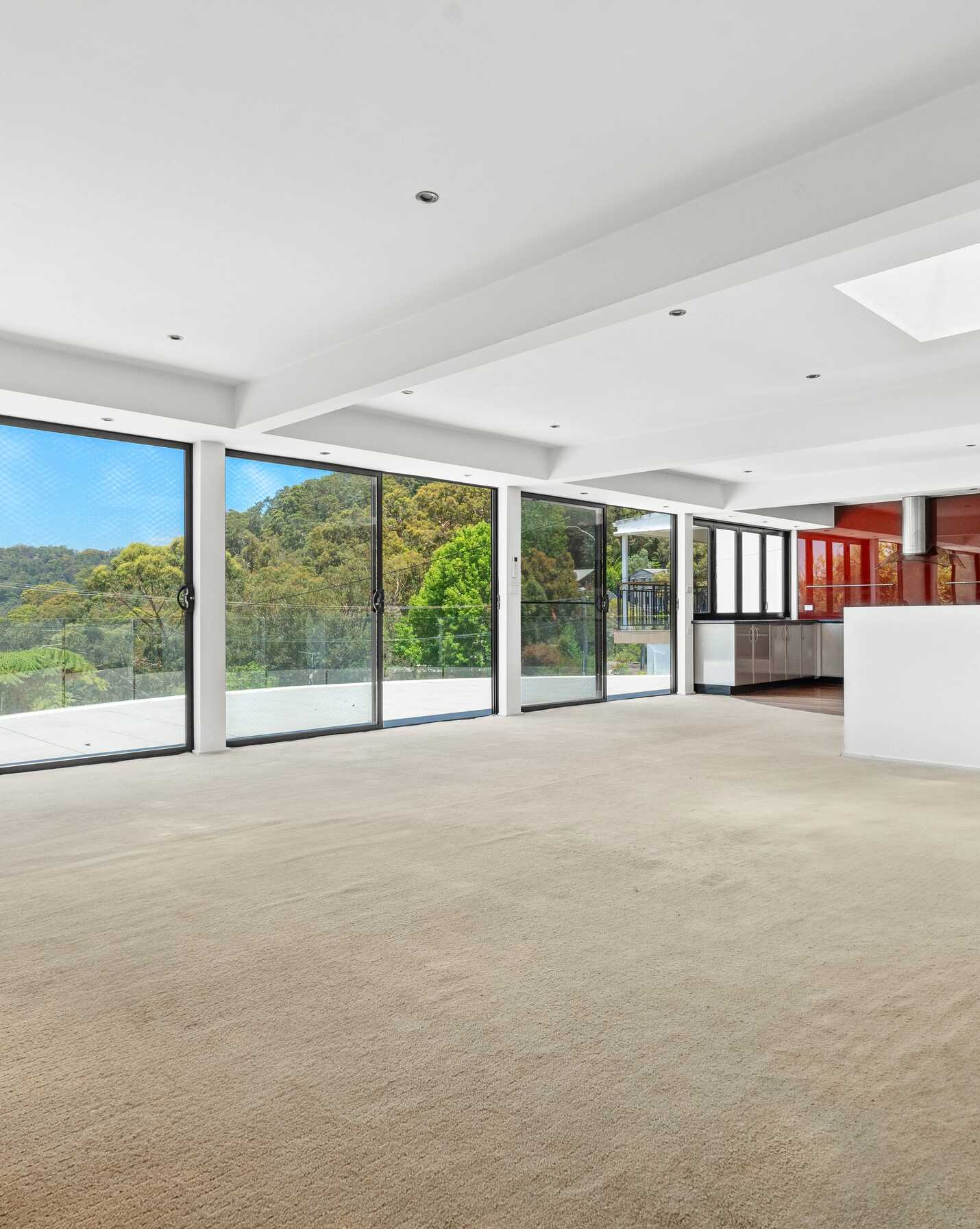 40 Sandstone Crescent Tascott, Tascott - Thumbnail 5