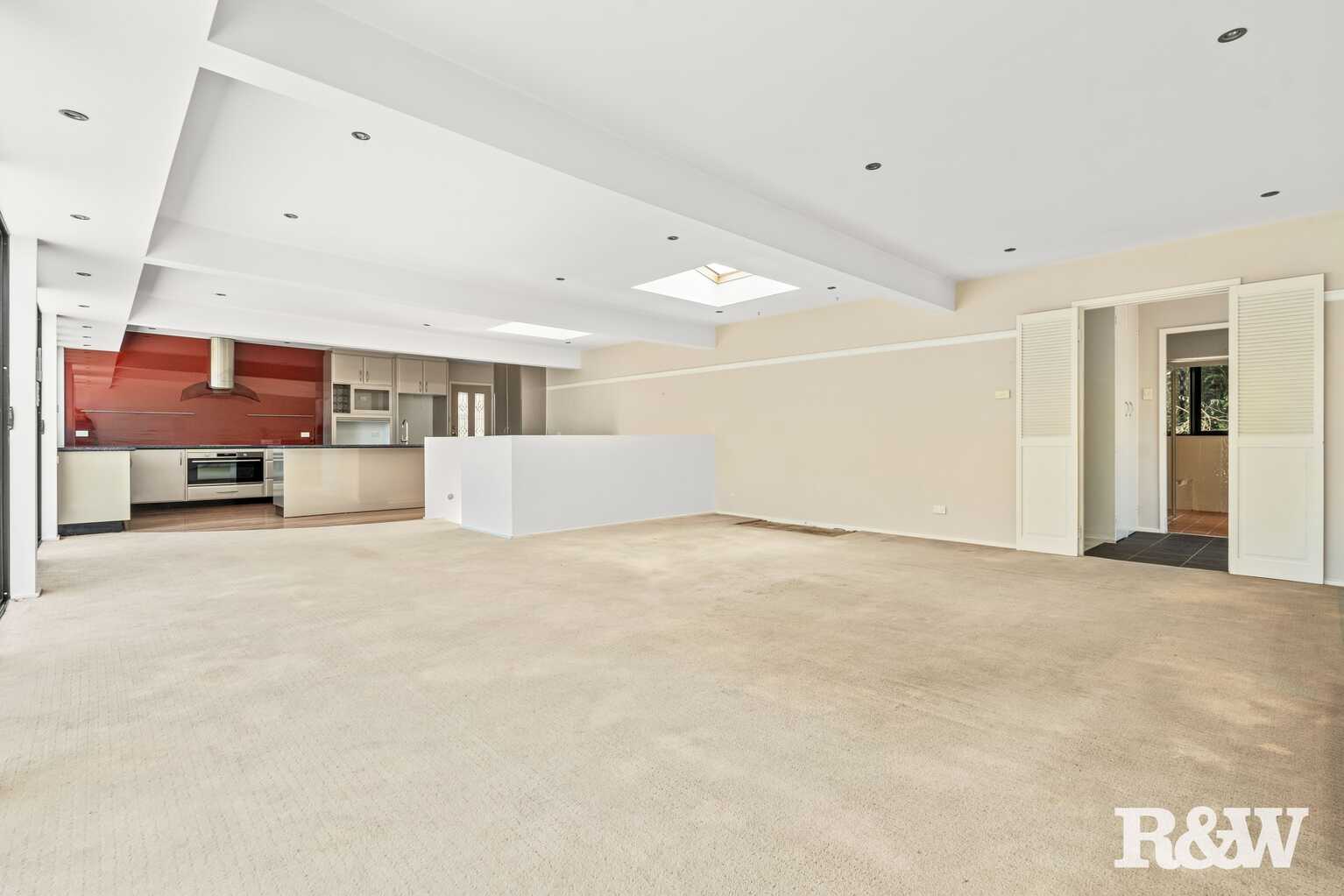 40 Sandstone Crescent Tascott 40 Sandstone Crescent Tascott