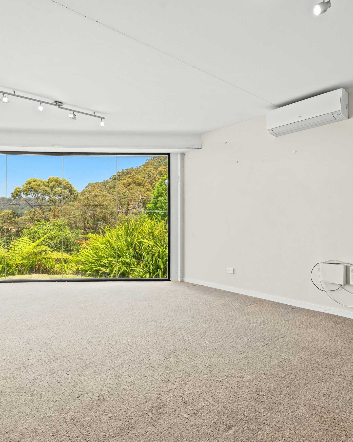 40 Sandstone Crescent Tascott, Tascott - Thumbnail 8